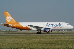 7654_Armavia_A320_EK-32010_AP.jpg