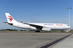 10805_B-5961_A330-200_China_Eastern_AMS.JPG