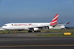 11876_3B-NBD_A340-300_Air_Mauritius_AMS.JPG