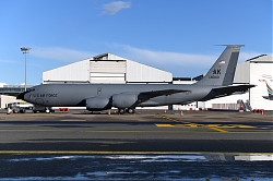 12673_63-8043_KC135_USAF_BRU.JPG