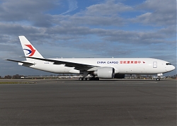 14603_B-220E_B777-200F_China_Cargo_AMS.JPG