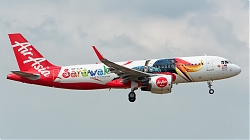 20200128_104400_6109551_AirAsia_A320W_9M-AJD_Sarawak-colours_KUL_Q2.jpg