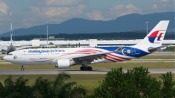 20200130_160219_6110298_MalaysiaAirlines_A330-200_9M-MTX_MalaysiaNegaraku-colours_VisitTrulyAsiaMalaysia2020-sticker_KUL_Q2.jpg
