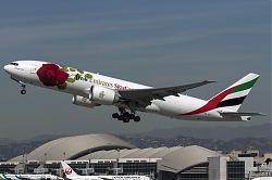 A6-EFL_EmiratesSkyCargo_B77F_RedRose_MG_2362.jpg