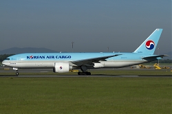 HL8252_KoreanAir-Cargo_B77F_MG_5001.jpg