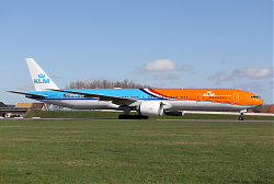 5422_B777_PH-BVA_KLM_Orange_1400.jpg