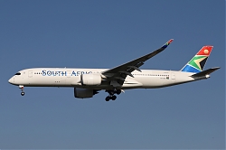 9424_A350_ZS-SDD_South_African.jpg